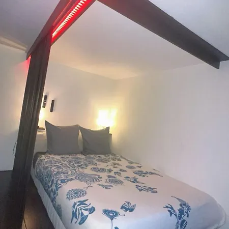 Charming In 12th Arrondissement Paris